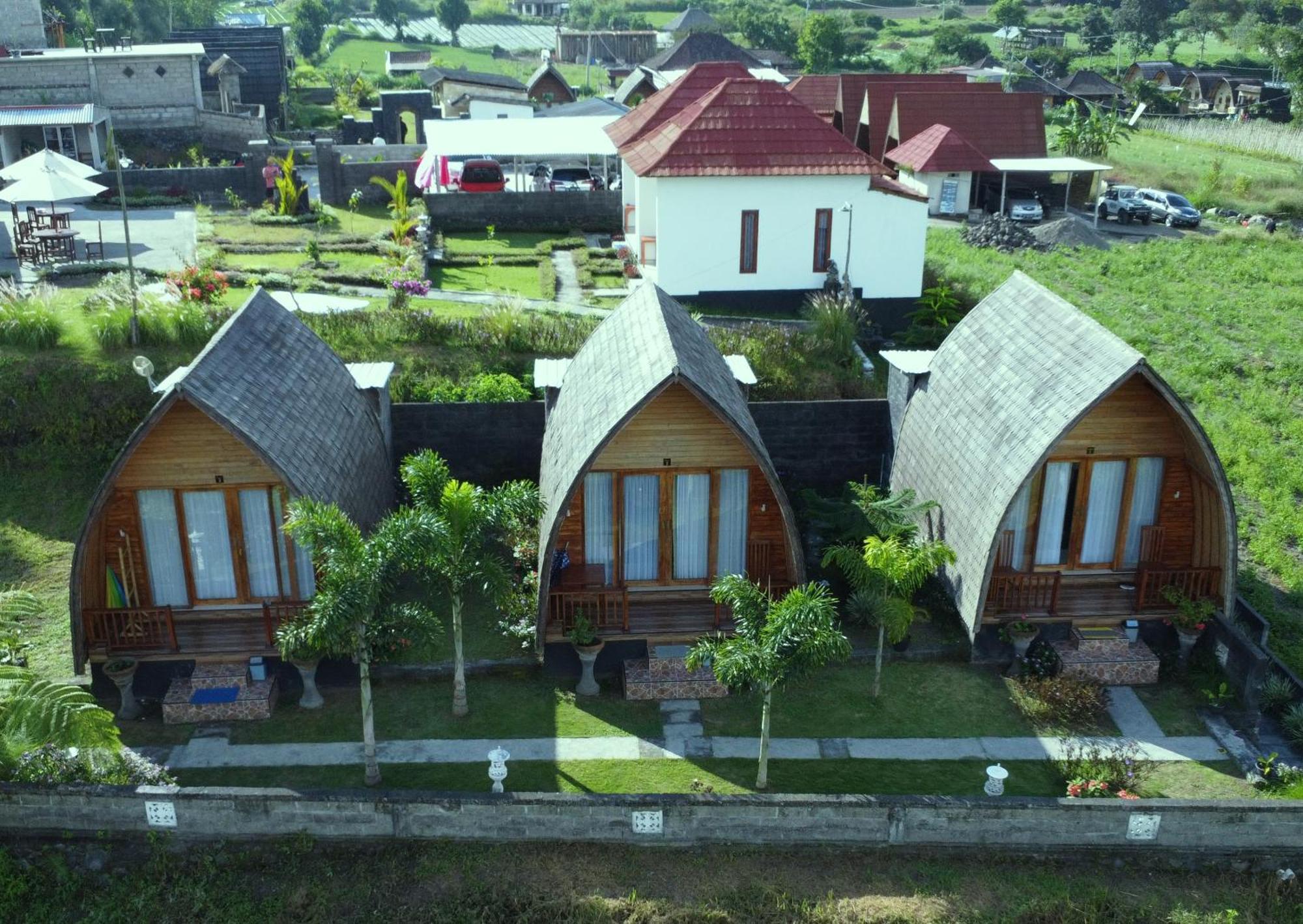 Bali Cottages Lake View Кинтамани Экстерьер фото