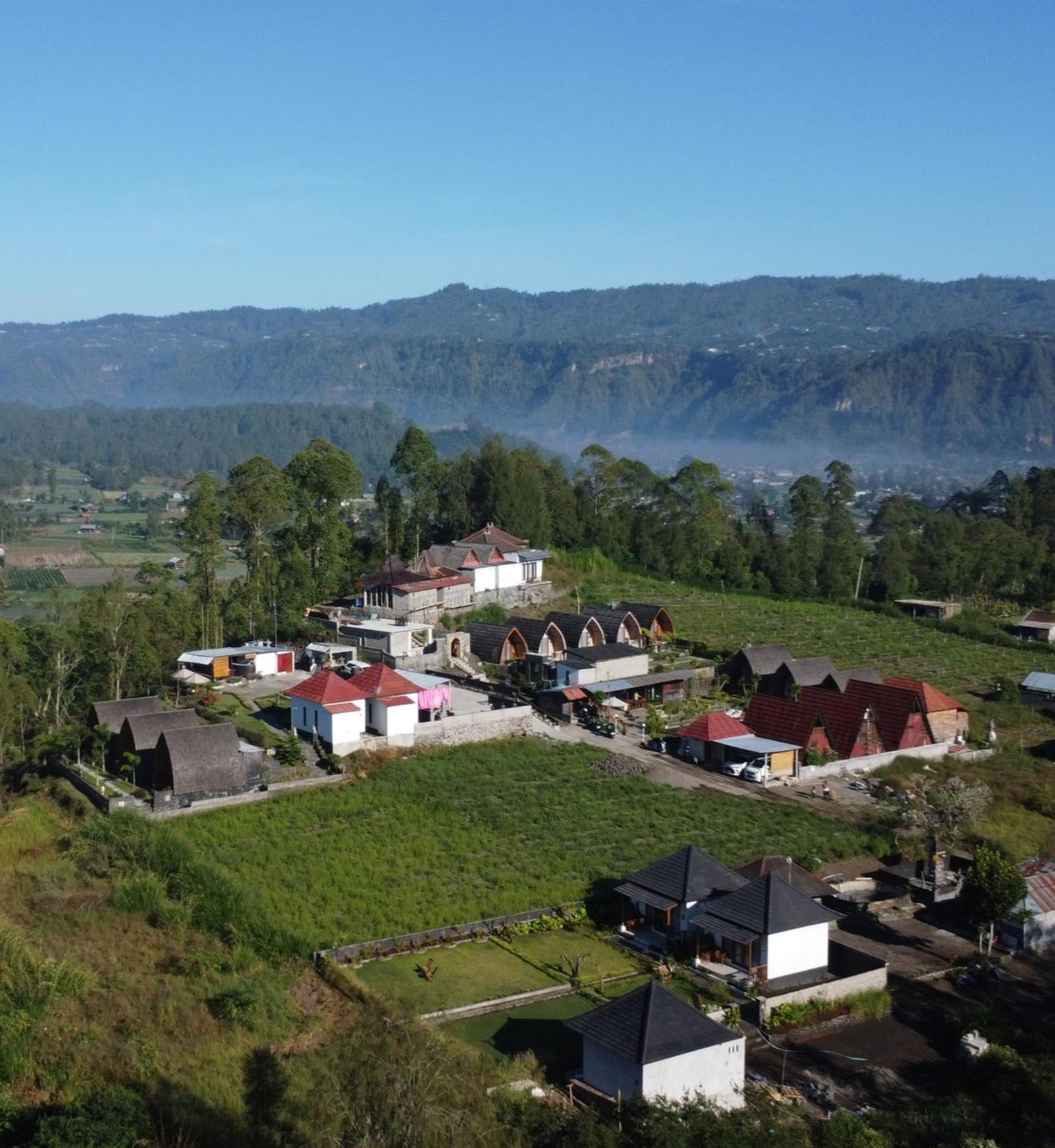 Bali Cottages Lake View Кинтамани Экстерьер фото